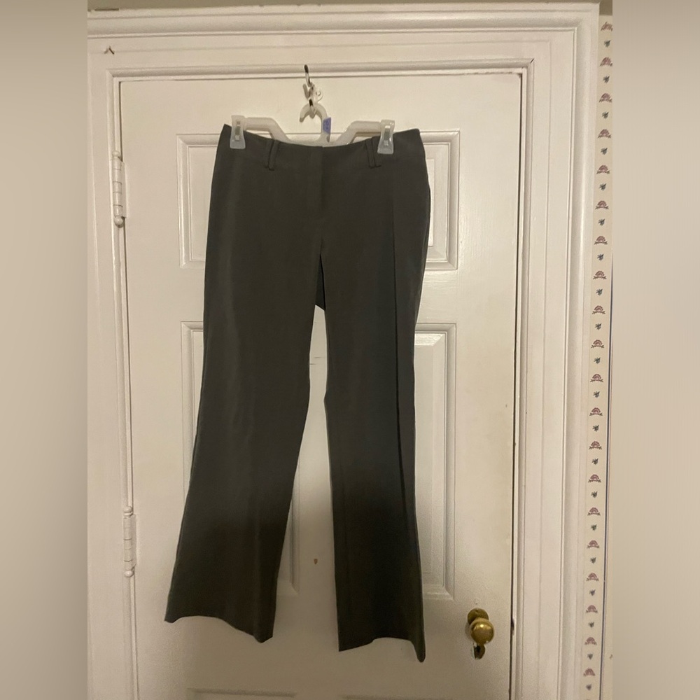 New York & Company trousers 4p